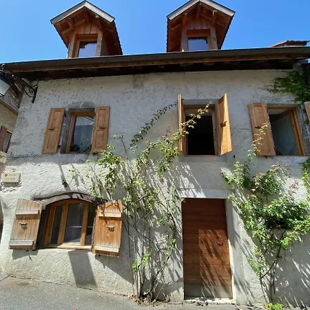Duplex à 120 M Du D'annecy Duingt